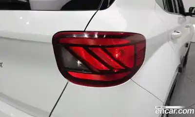Hyundai Venue 2022 1.6 автомат (гидро), миниатюра 9