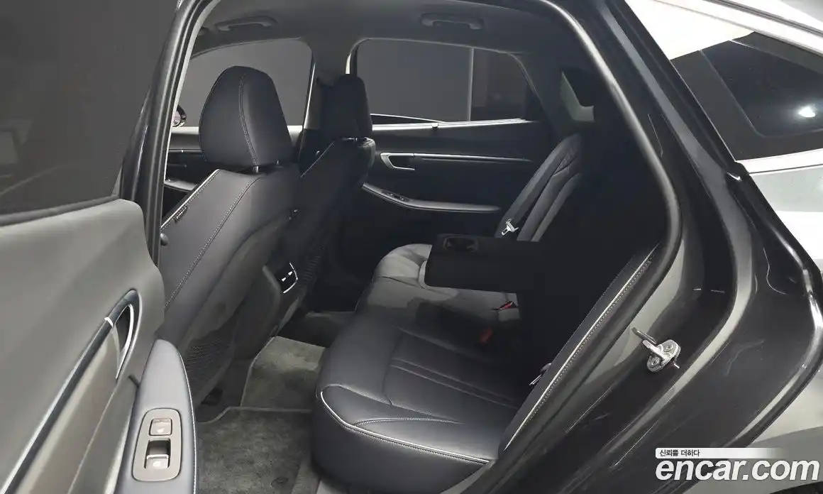Hyundai Sonata 2024 1.6 гидро, фото 21
