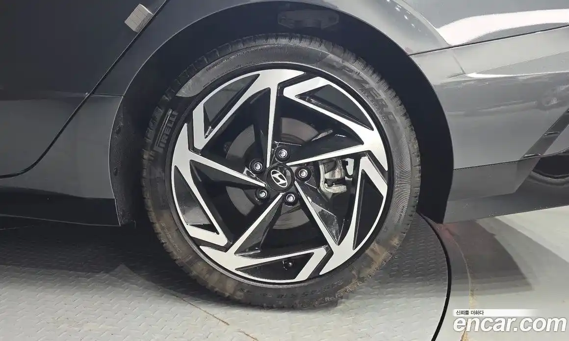 Hyundai Sonata 2024 1.6 гидро, фото 33