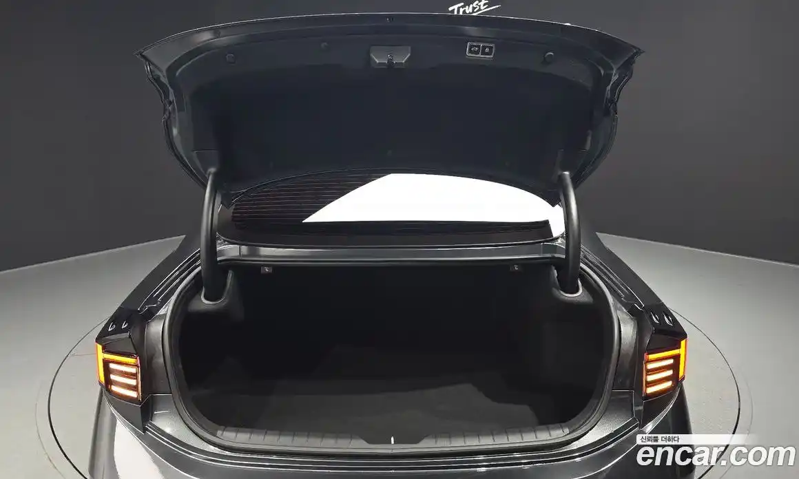 Hyundai Sonata 2024 1.6 гидро, фото 7
