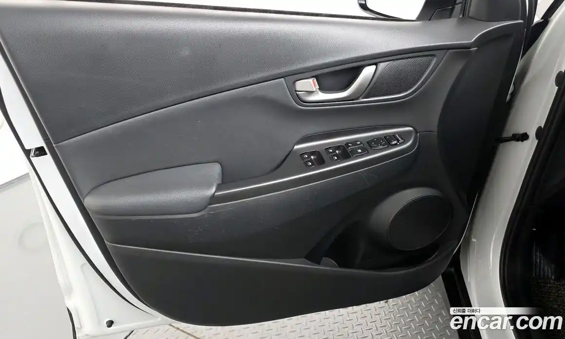 Hyundai Kona 2018 1.6 гидро, фото 14