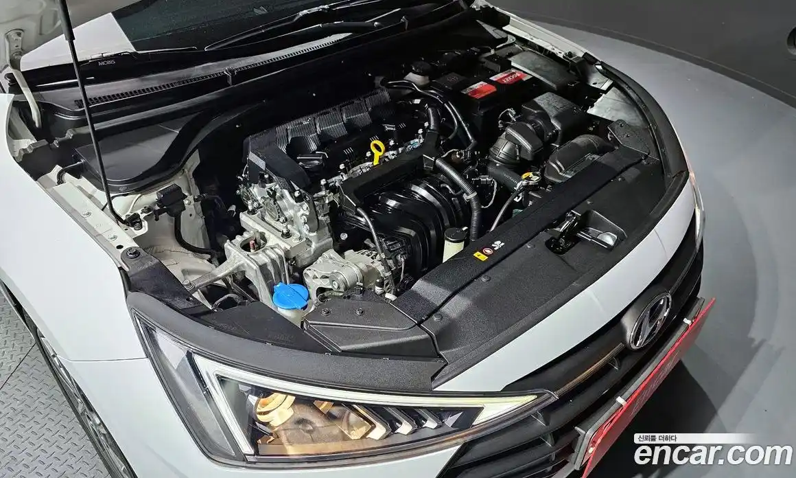 Hyundai Avante 2018 1.6 гидро, фото 6