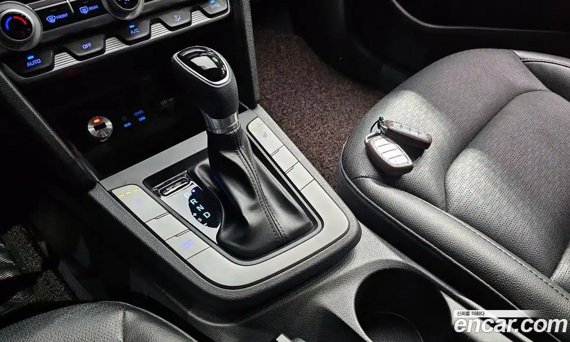 Hyundai Avante 2018 1.6 гидро, фото 9