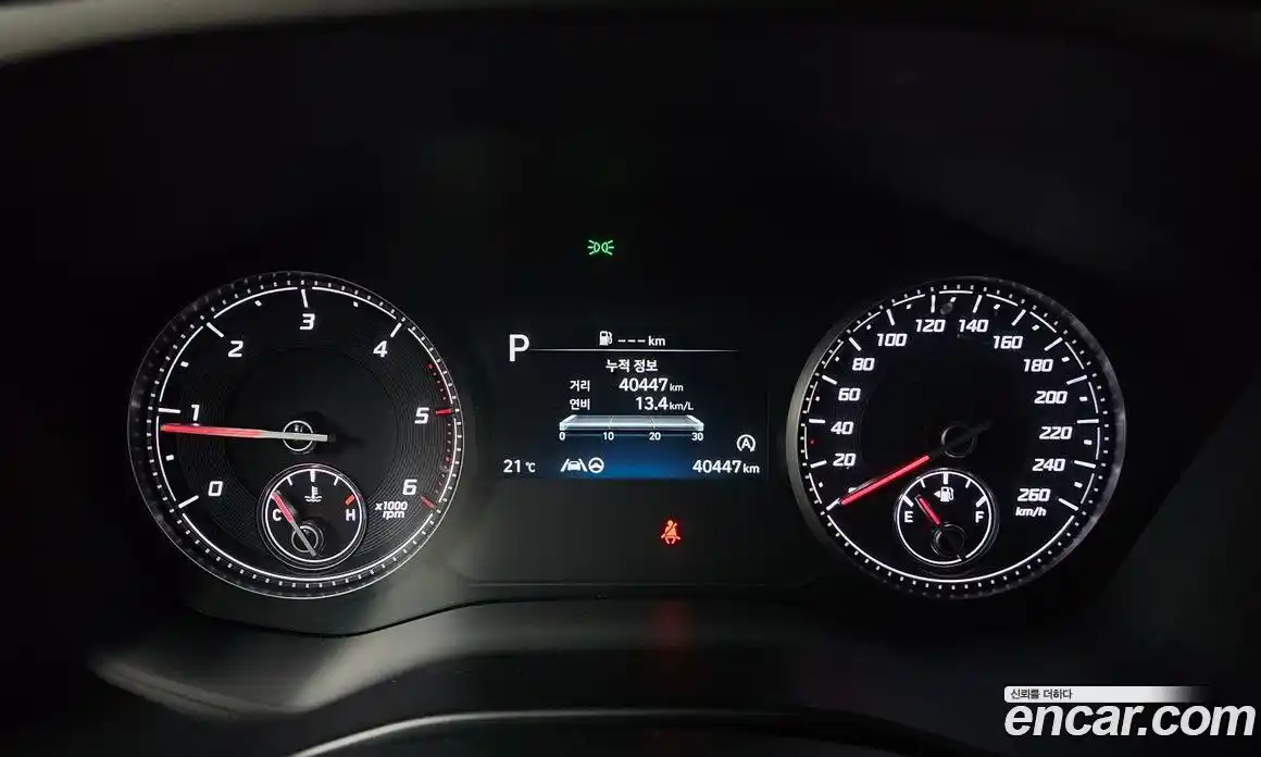 Hyundai Santa Fe 2022 2.2 гидро, фото 11