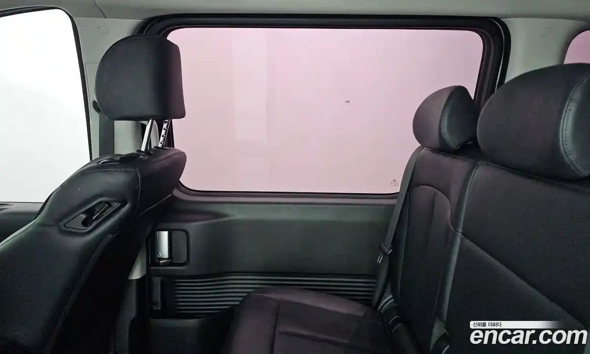 Hyundai Staria 2024 2.2 гидро, фото 15