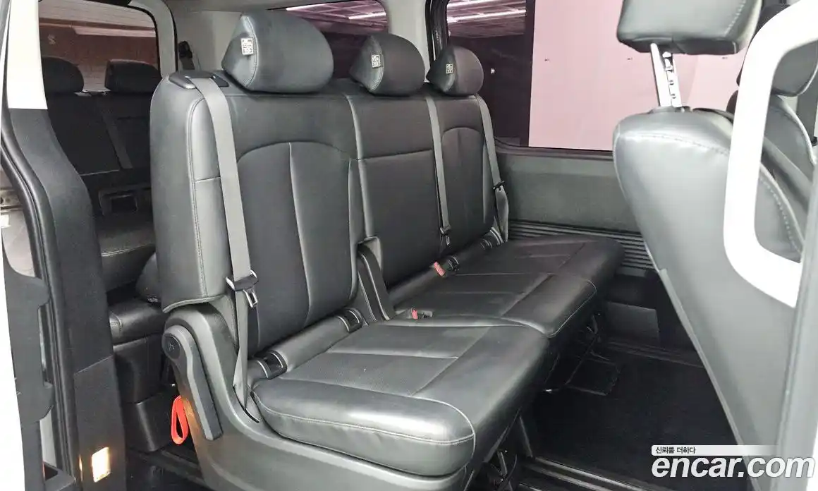 Hyundai Staria 2024 2.2 гидро, фото 29