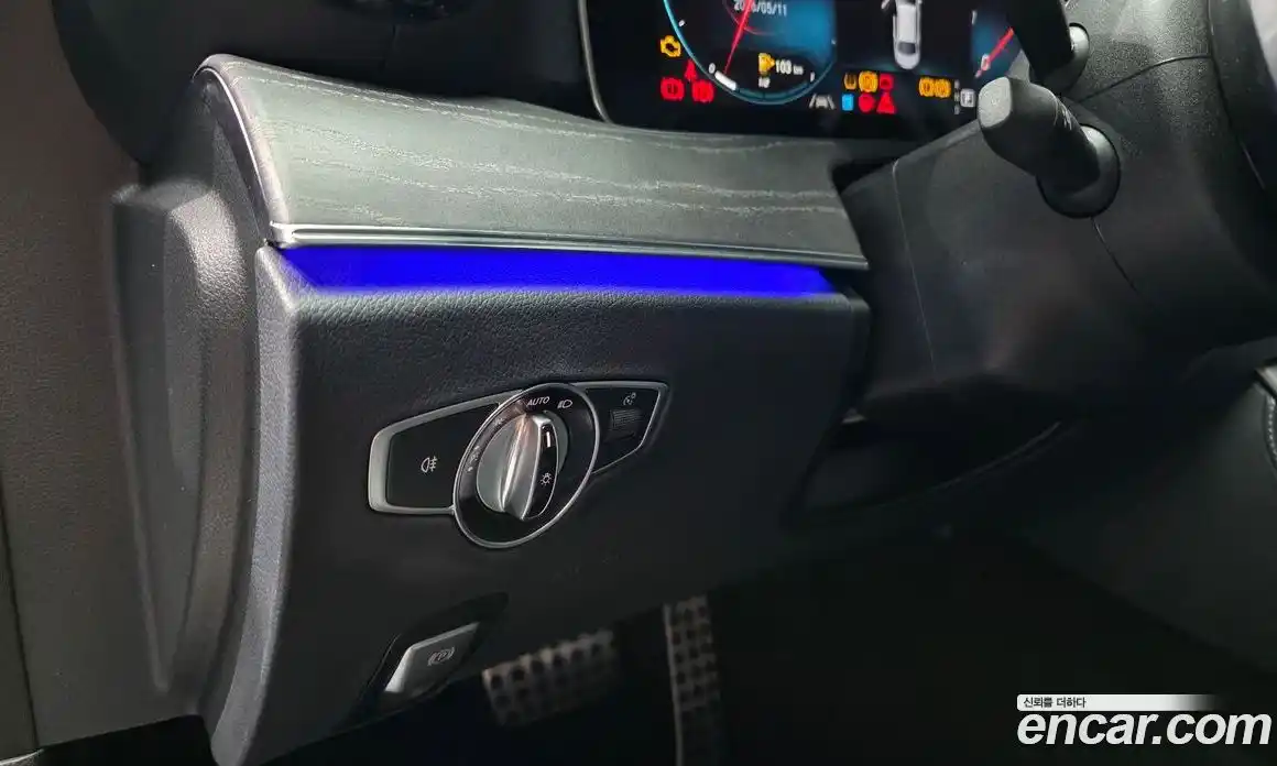 Mercedes-Benz E-Class 2021 2.0 гидро, фото 19