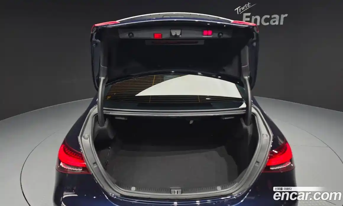 Mercedes-Benz E-Class 2021 2.0 гидро, фото 20