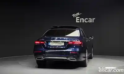 Mercedes-Benz E-Class 2021 2.0 гидро, миниатюра 4