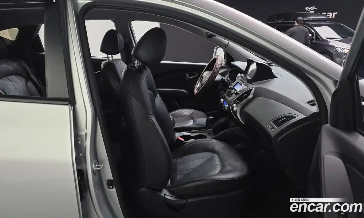 Hyundai Tucson 2010 2.0 гидро, фото 12