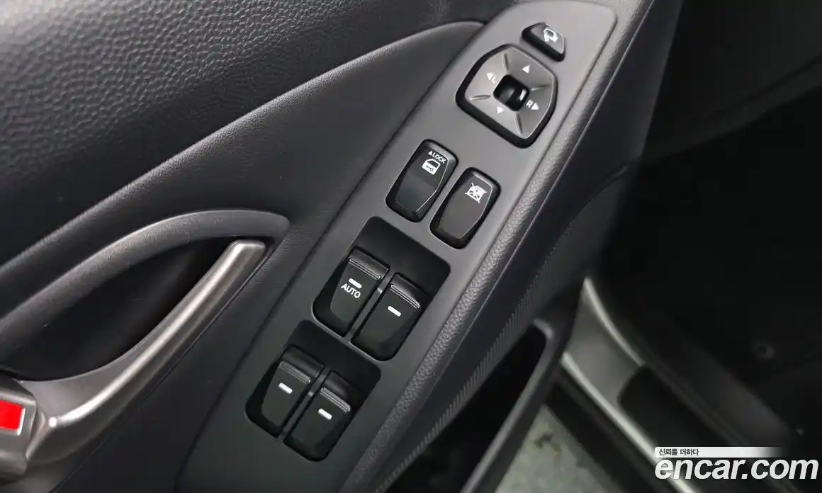 Hyundai Tucson 2010 2.0 гидро, фото 14