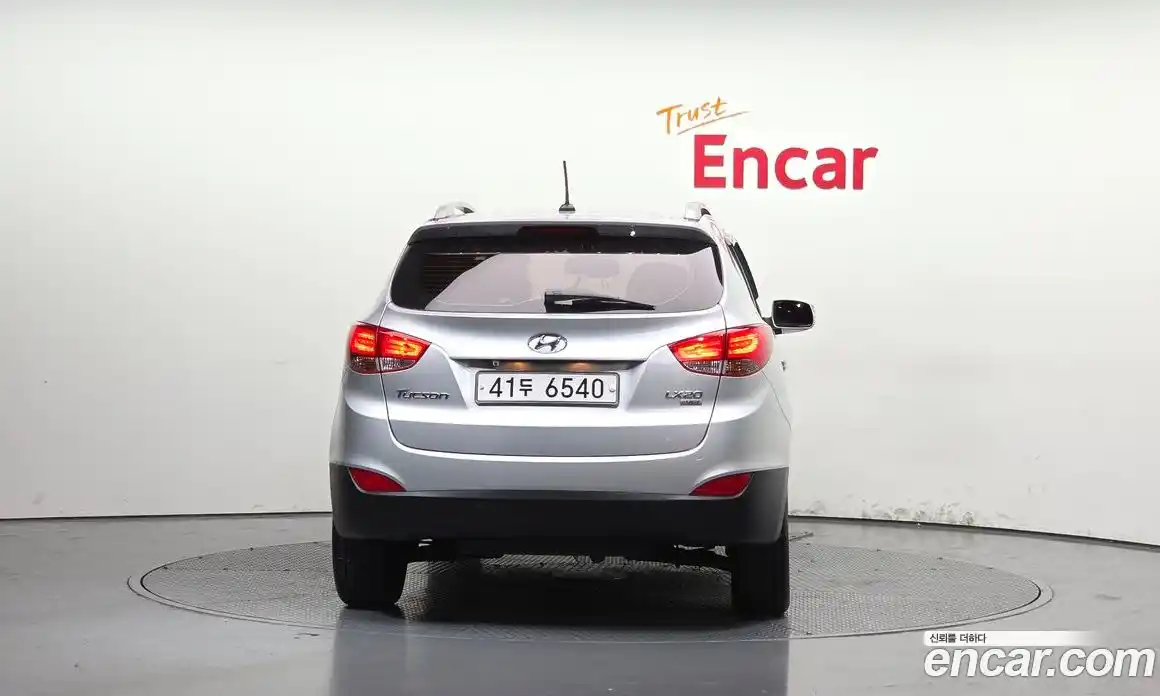 Hyundai Tucson 2010 2.0 гидро, фото 4