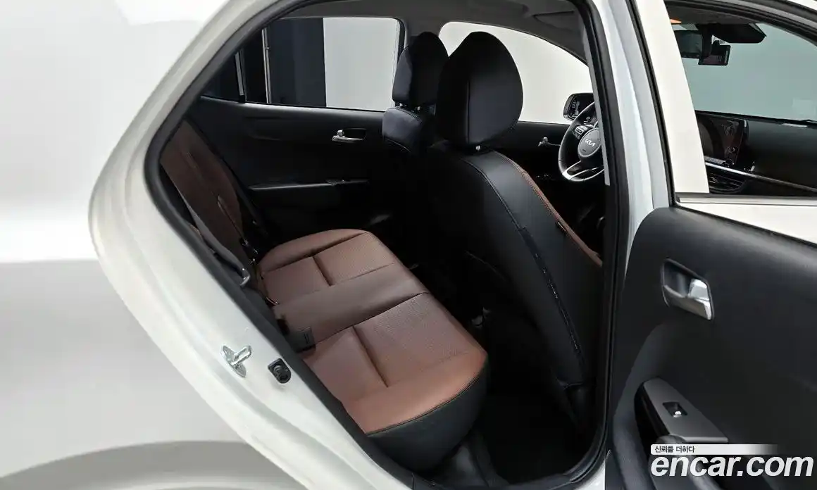 Kia Morning 2024 1.0 автомат (гидро), фото 17
