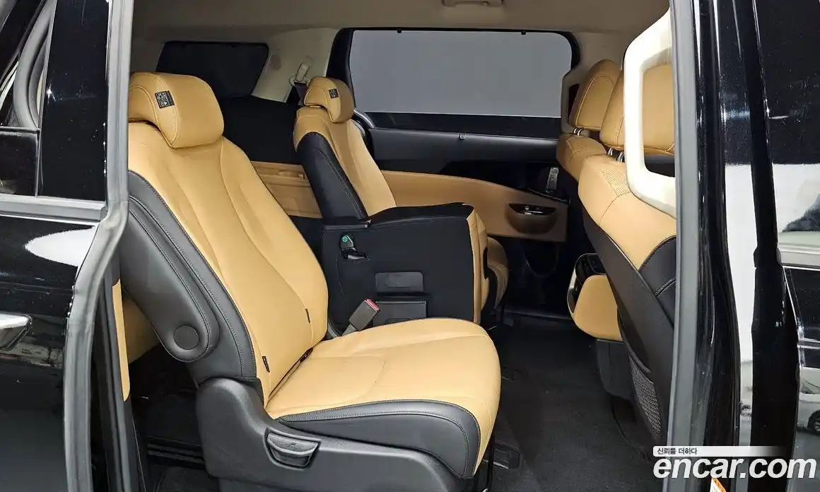 Kia Carnival 2020 2.2 автомат (гидро), фото 16