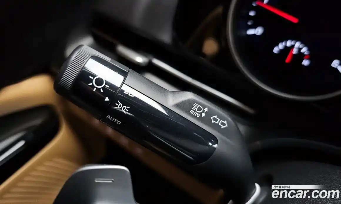 Kia Carnival 2020 2.2 автомат (гидро), фото 34