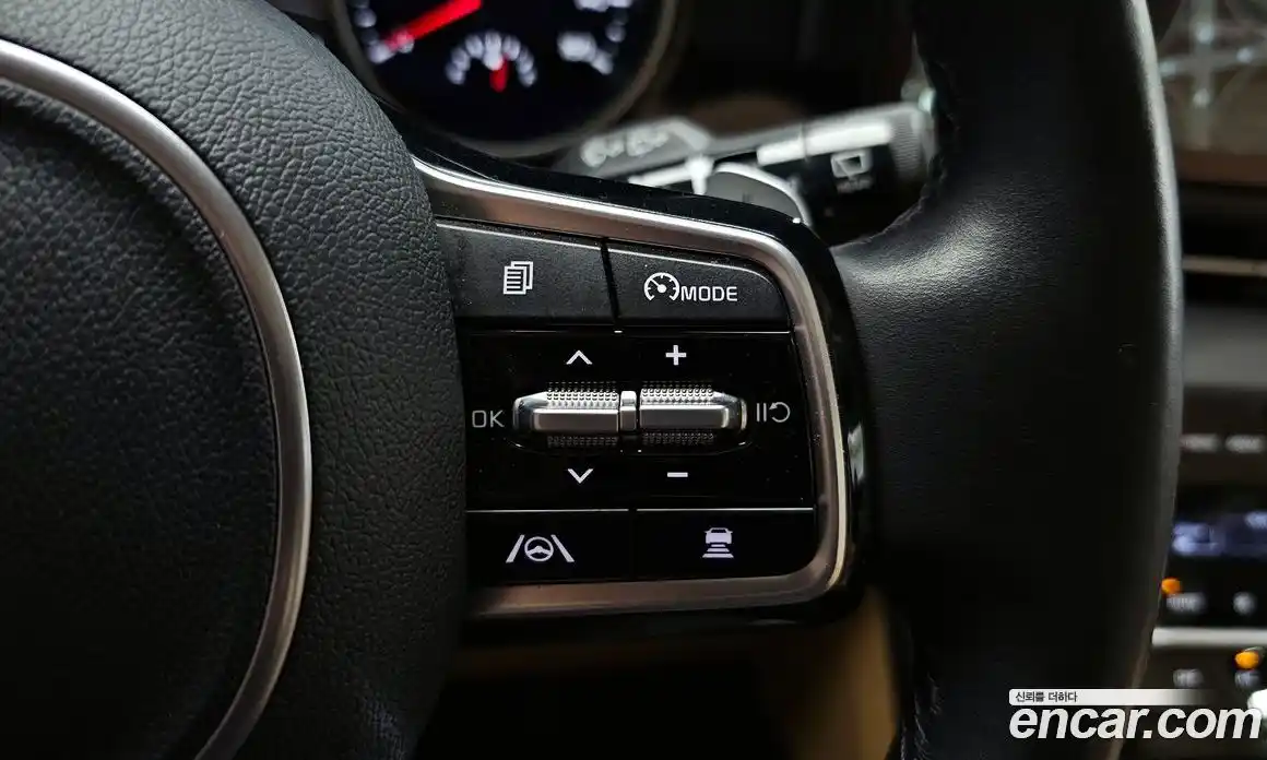 Kia Carnival 2020 2.2 автомат (гидро), фото 37