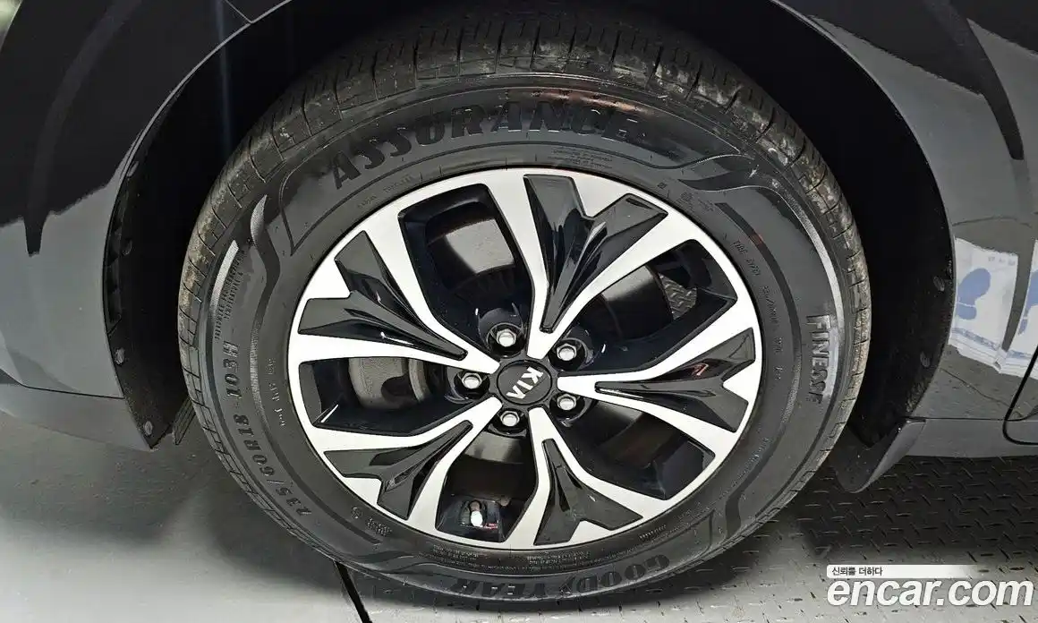 Kia Carnival 2020 2.2 автомат (гидро), фото 4