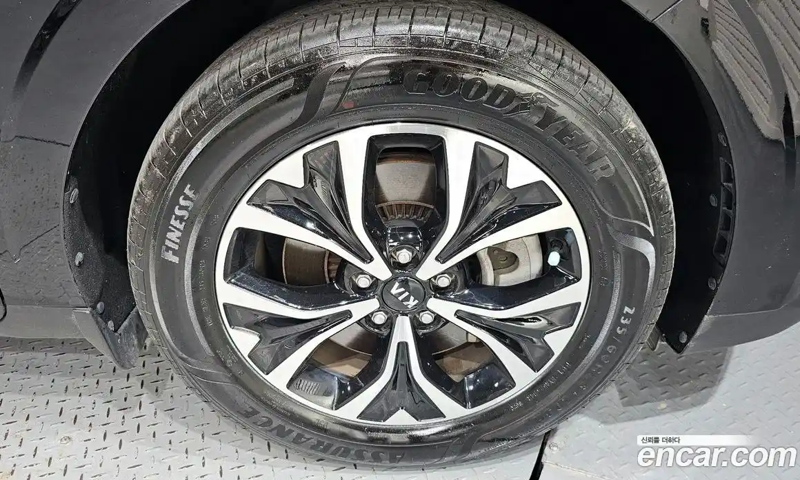 Kia Carnival 2020 2.2 автомат (гидро), фото 6