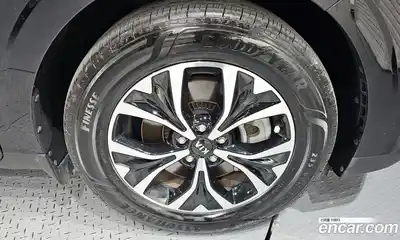 Kia Carnival 2020 2.2 автомат (гидро), миниатюра 6