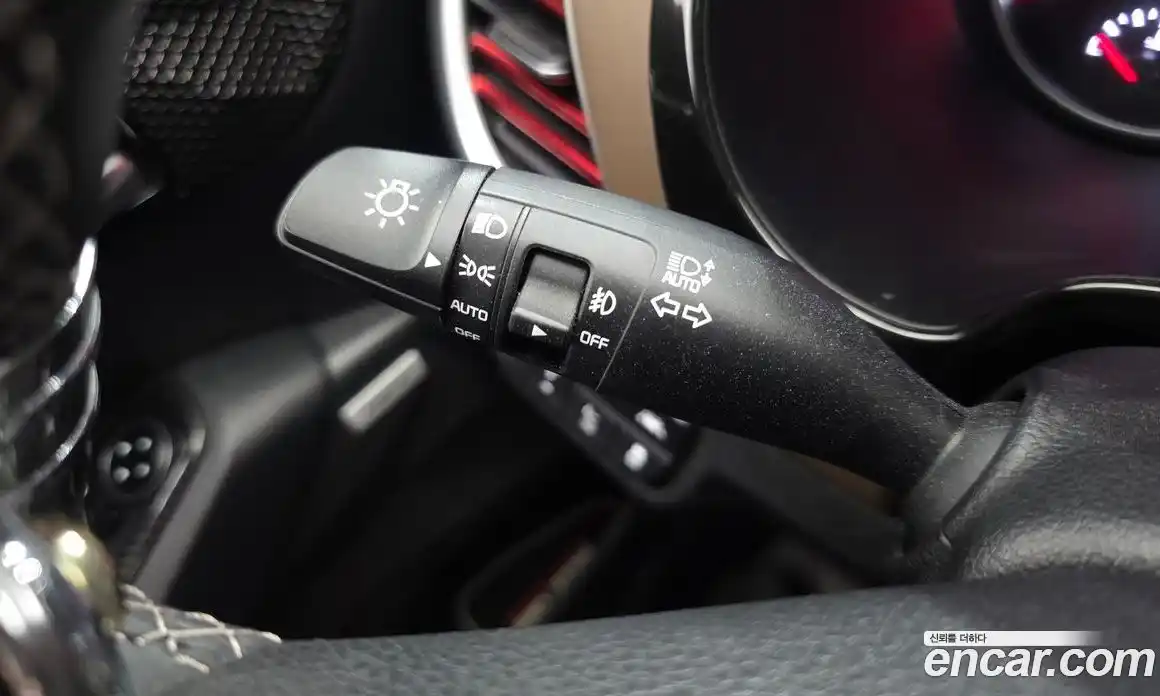 Kia Seltos 2020 1.6 автомат (гидро), фото 25