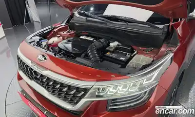 Kia Seltos 2020 1.6 автомат (гидро), миниатюра 5