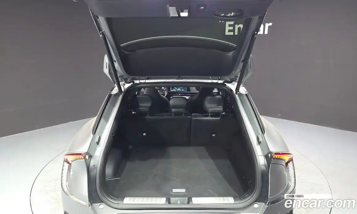 Kia EV6 2023 0.1 автомат (гидро), фото 24