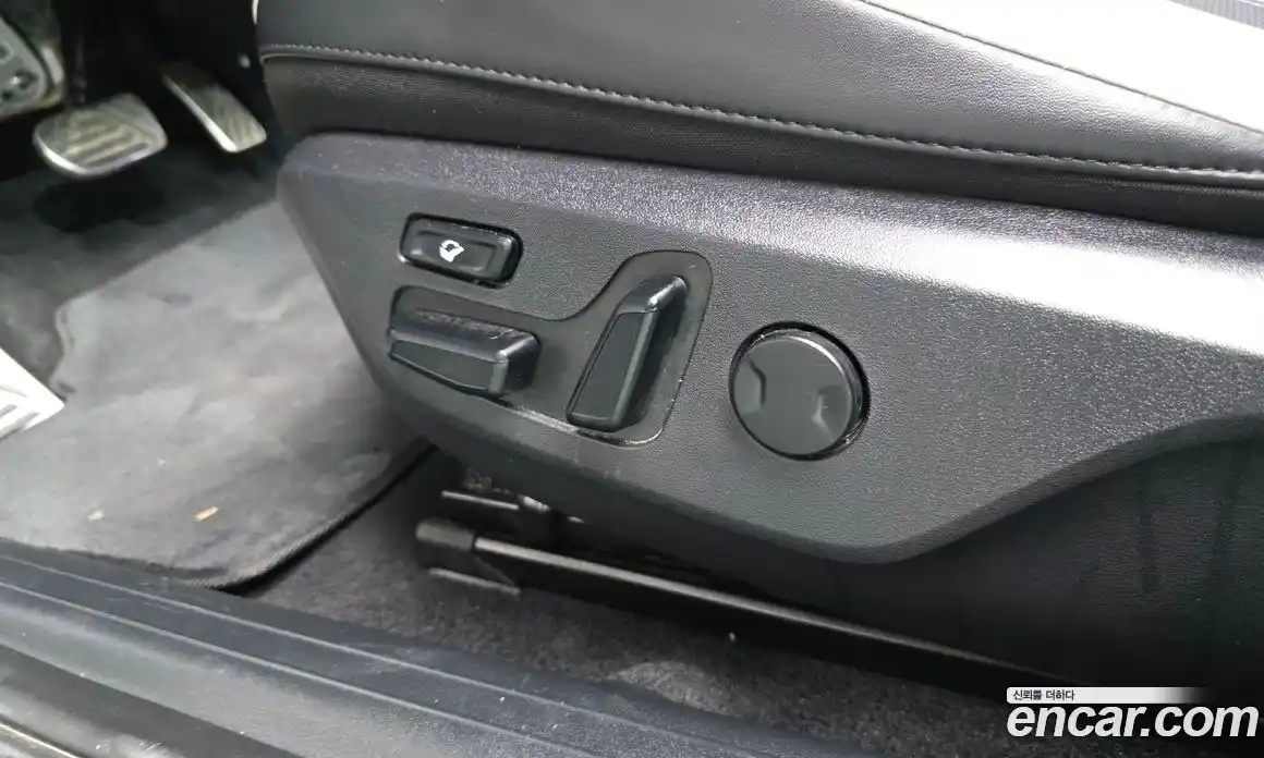 Kia EV6 2023 0.1 автомат (гидро), фото 32