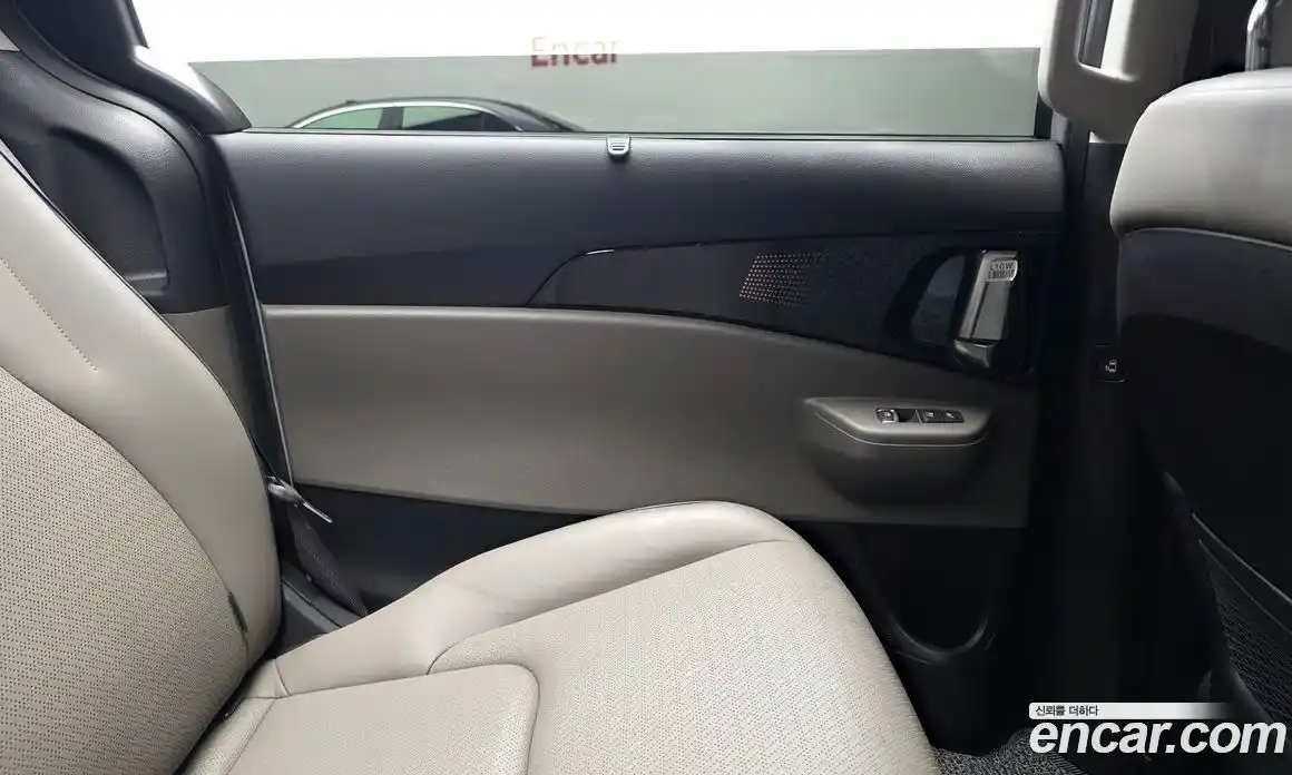 Kia Canival 2024 1.6 гидро, фото 15