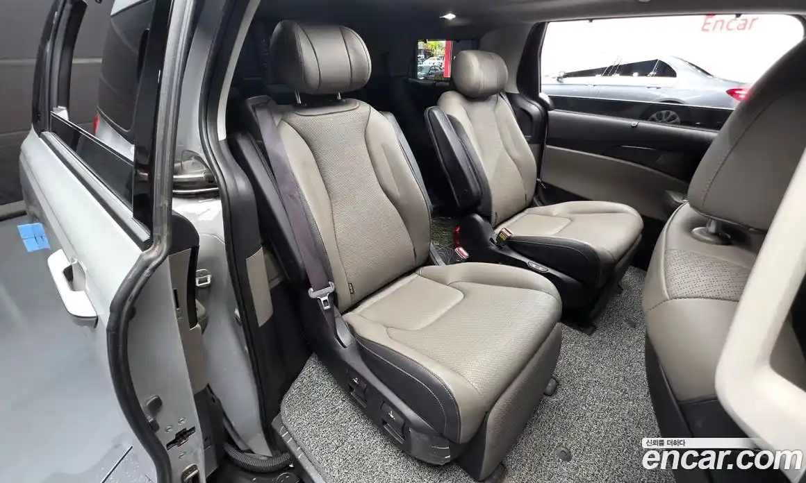 Kia Canival 2024 1.6 гидро, фото 16