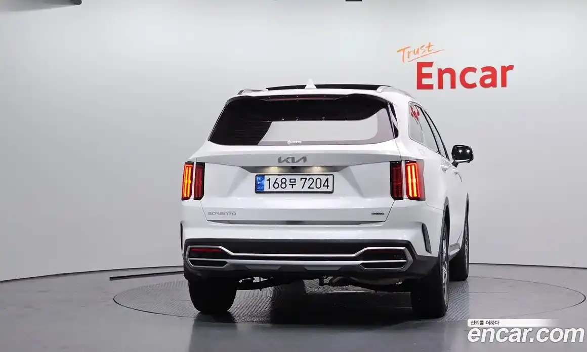 Kia Sorento 2023 1.6 автомат (гидро), фото 4