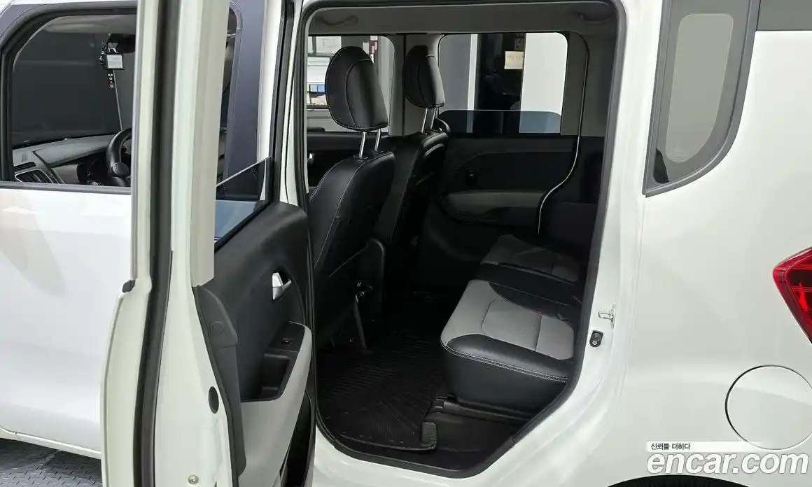 Kia Ray 2020 1.0 автомат (гидро), фото 11