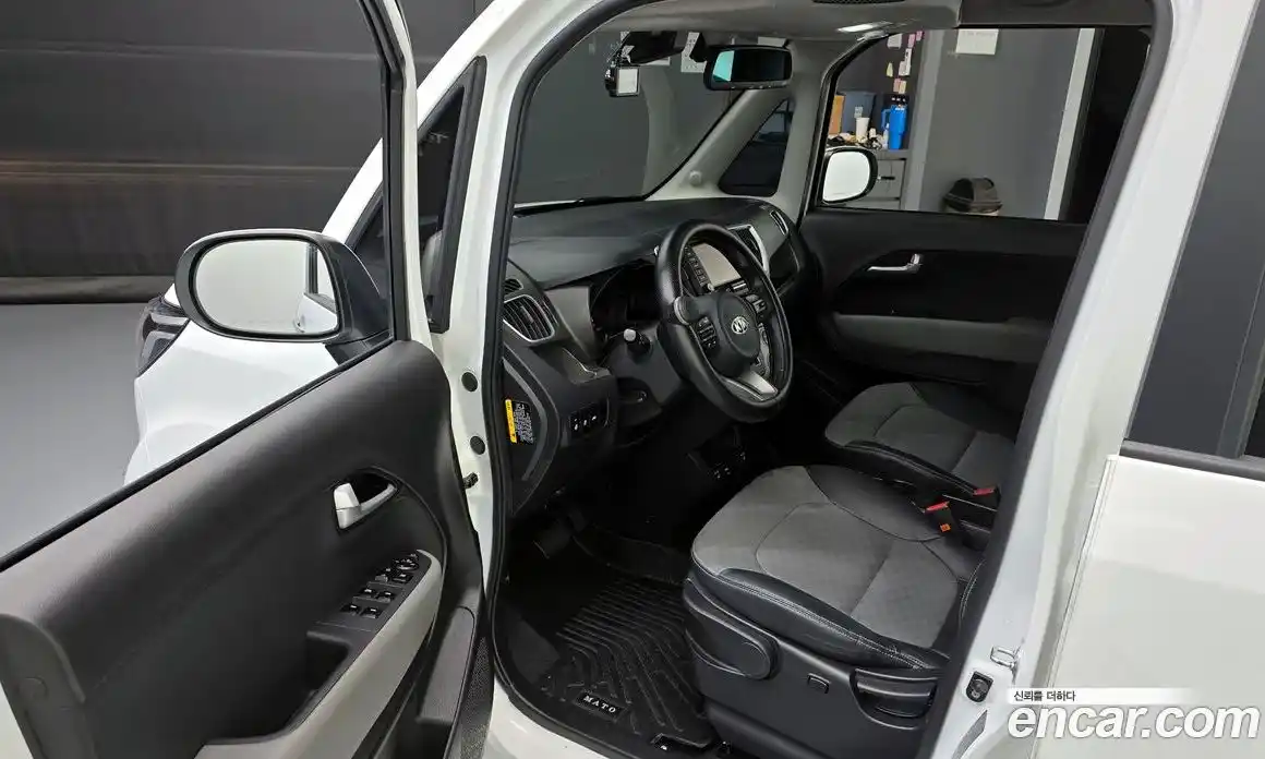 Kia Ray 2020 1.0 автомат (гидро), фото 10
