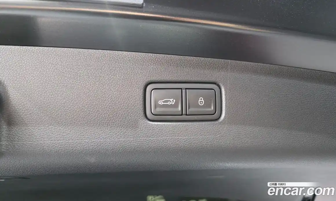 Genesis GV70 2024 2.5 гидро, фото 22