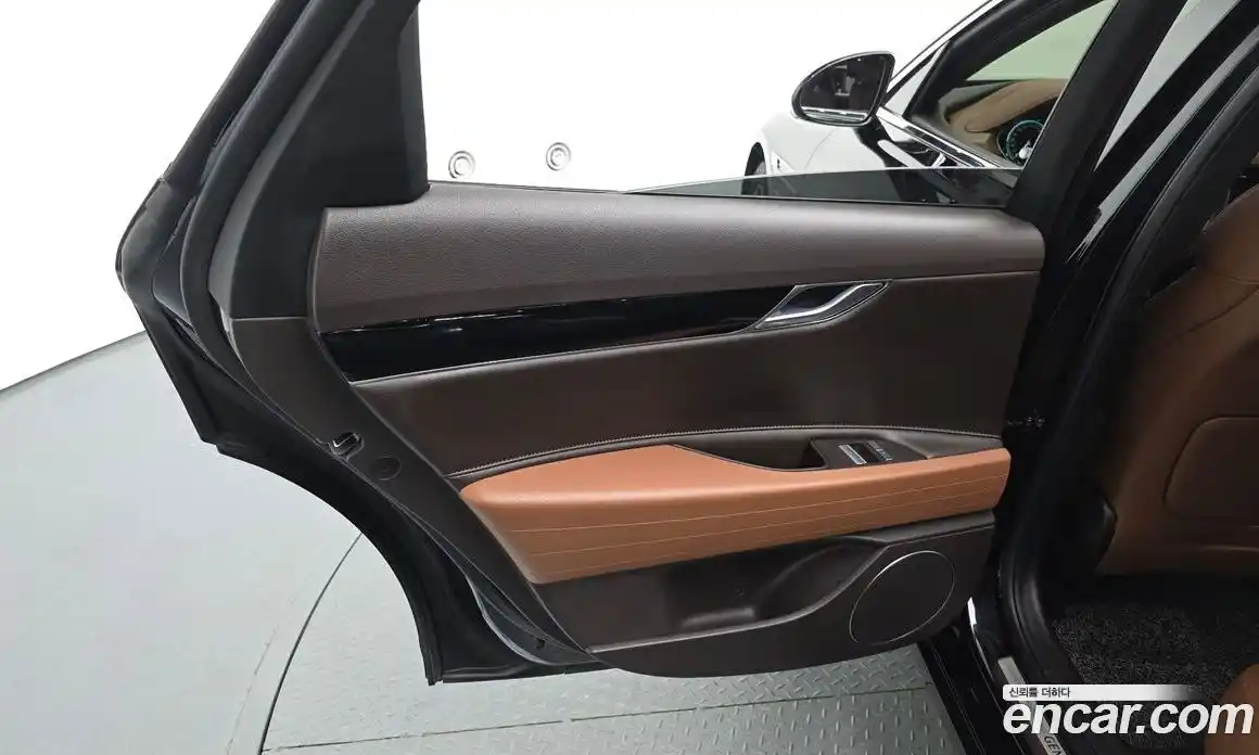 Genesis G80 2023 2.5 гидро, фото 15