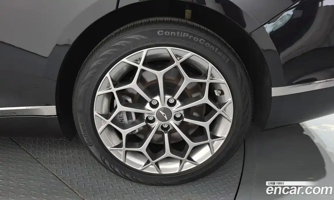 Genesis G80 2023 2.5 гидро, фото 7