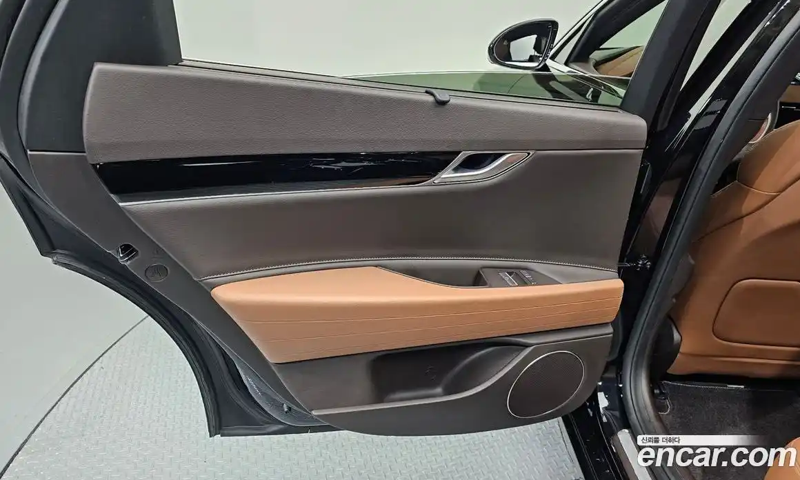 Genesis G80 2023 2.5 гидро, фото 15