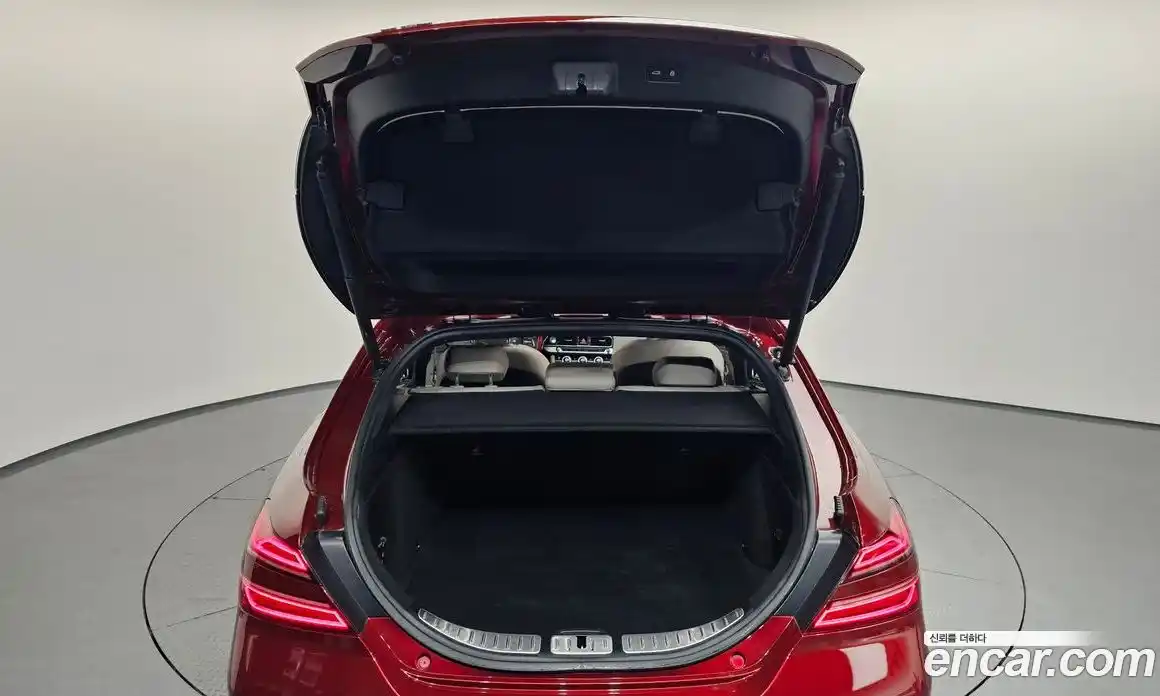 Genesis G70 2022 2.0 гидро, фото 24