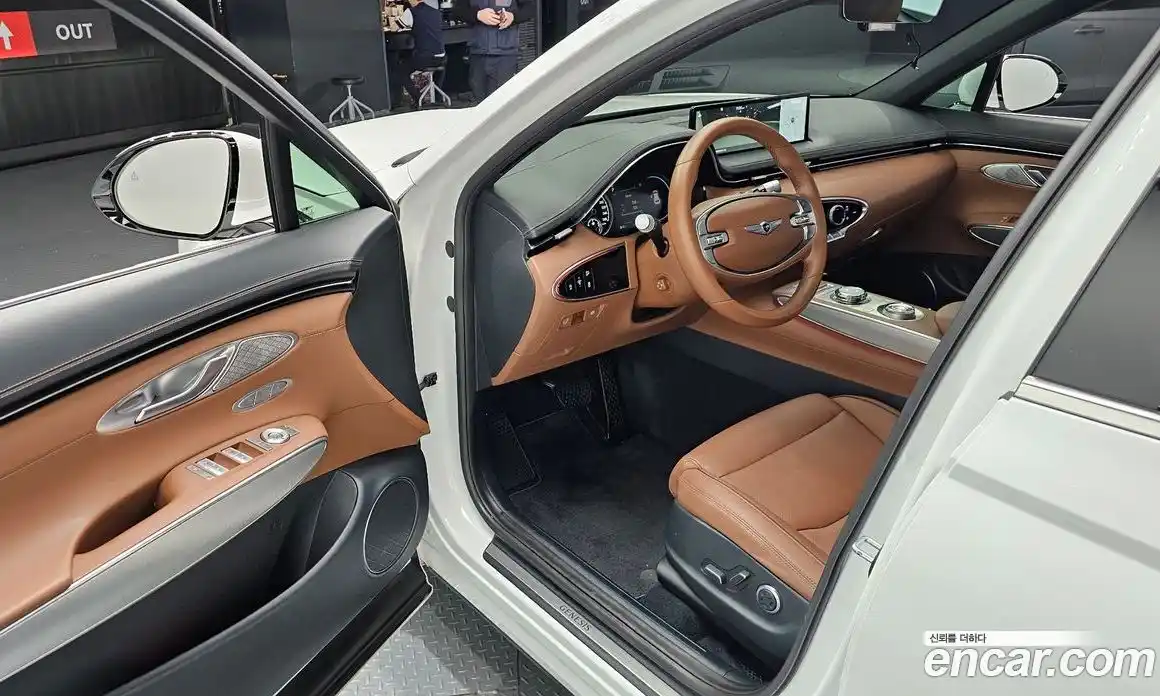 Genesis GV70 2021 2.5 гидро, фото 13