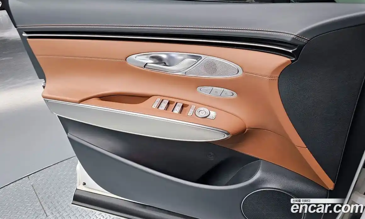 Genesis GV70 2021 2.5 гидро, фото 14
