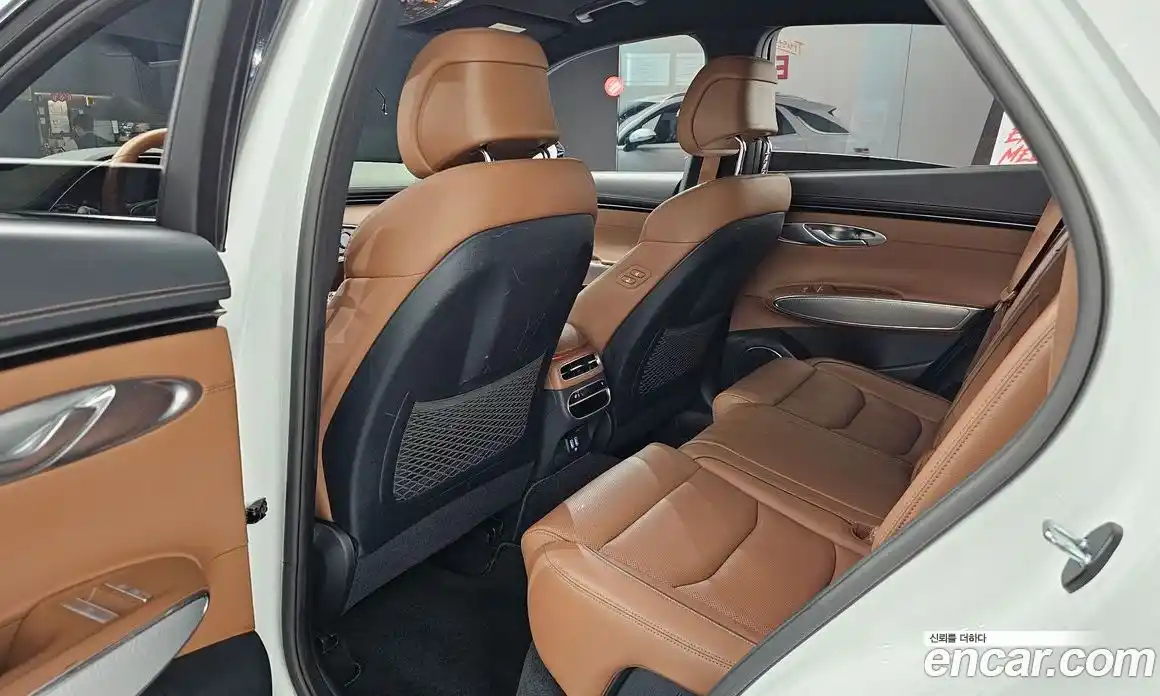 Genesis GV70 2021 2.5 гидро, фото 16