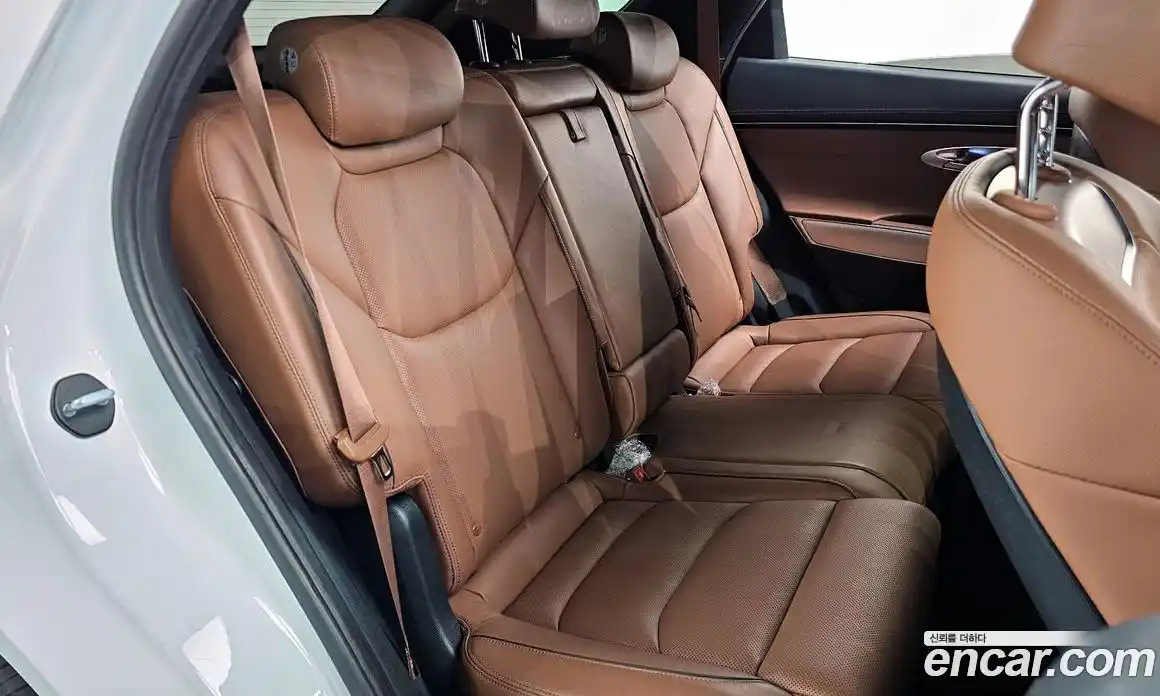 Genesis GV70 2021 2.5 гидро, фото 18
