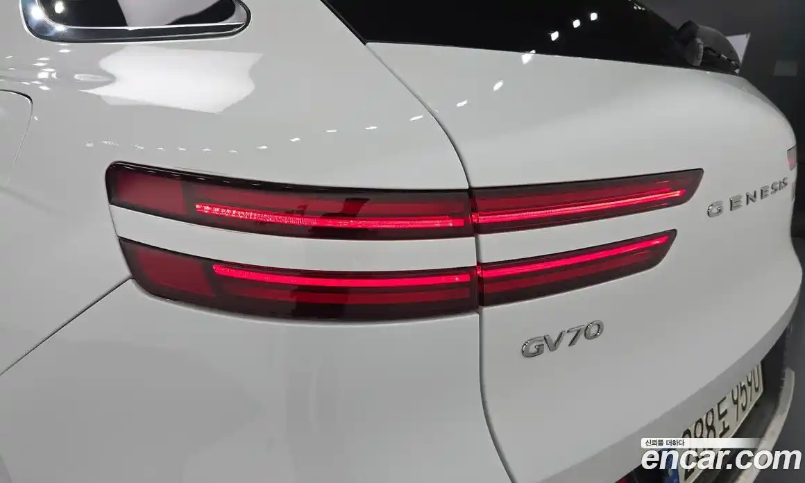Genesis GV70 2021 2.5 гидро, фото 9