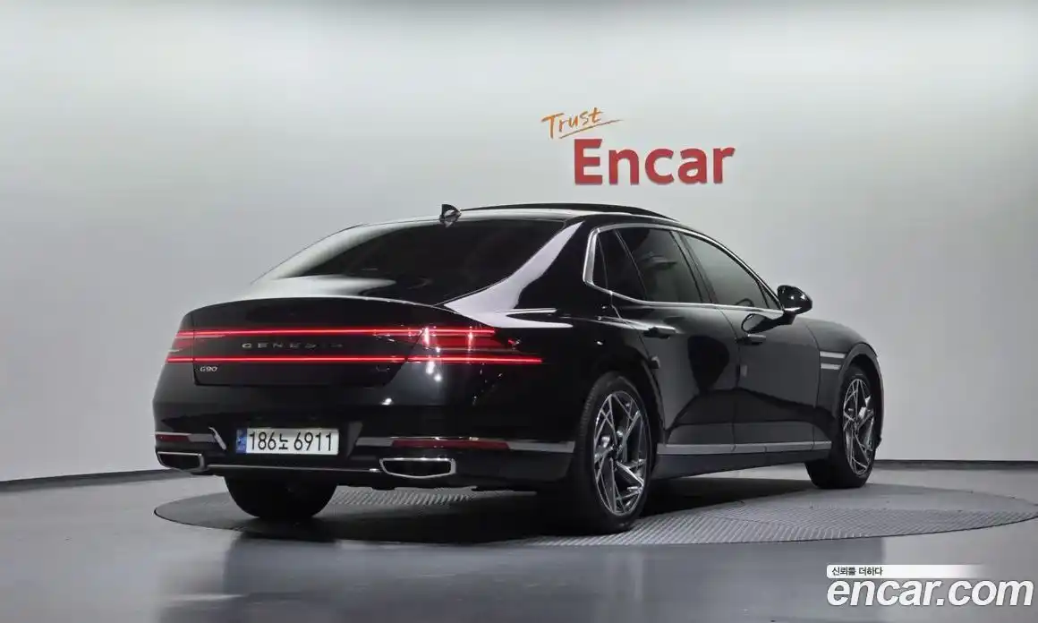 Genesis G90 2023 3.5 гидро, фото 2