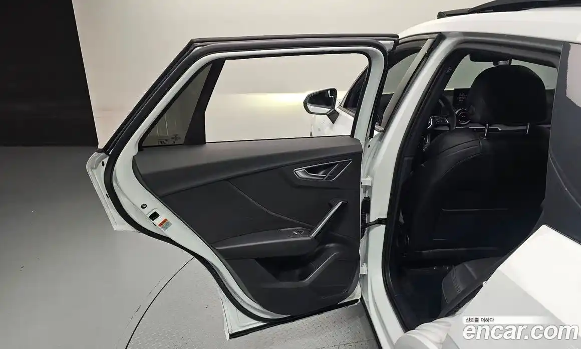 Audi Q2 2023 2.0 автомат (гидро), фото 15