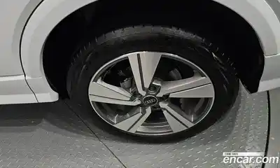Audi Q2 2023 2.0 автомат (гидро), миниатюра 7