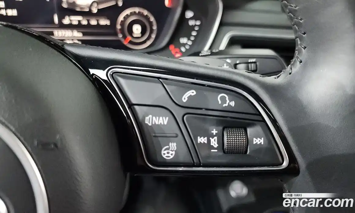 Audi A4 2019 2.0 автомат (гидро), фото 22