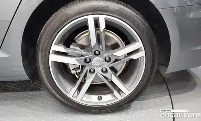Audi A4 2019 2.0 автомат (гидро), миниатюра 7