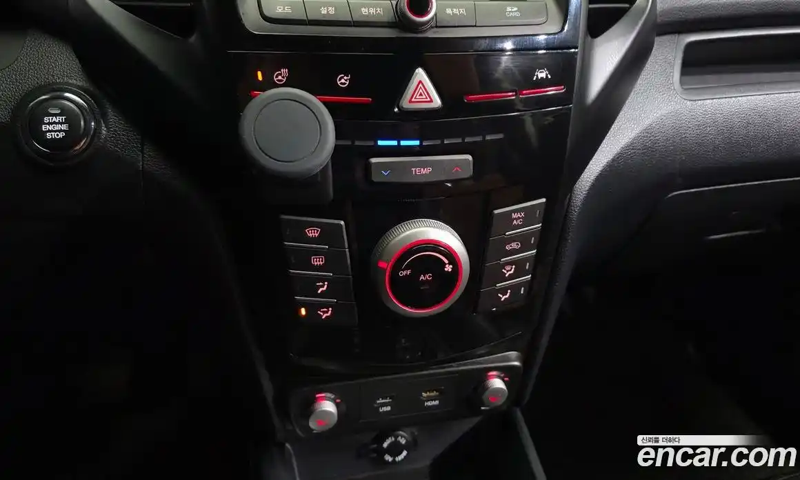 SsangYong TIBOLI 2018 1.6 автомат (гидро), фото 16