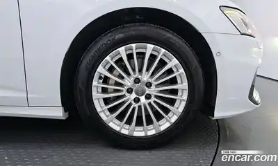 Audi A6 2020 2.0 автомат (гидро), миниатюра 6