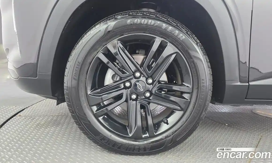 Chevrolet Trax 2023 1.2 гидро, фото 5